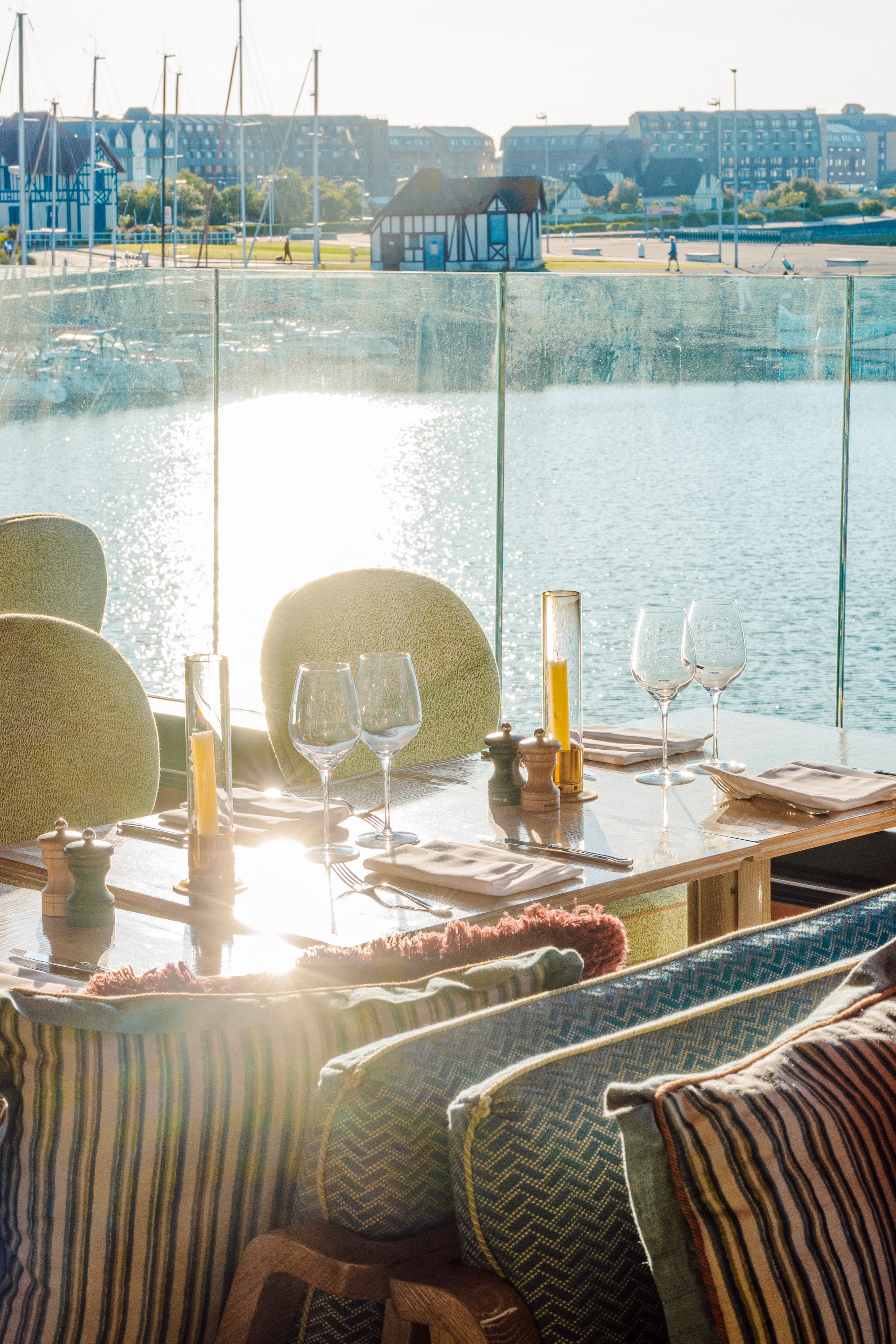 Restaurant Le Deauville, Deauville — вид 13, проект Domino Agency