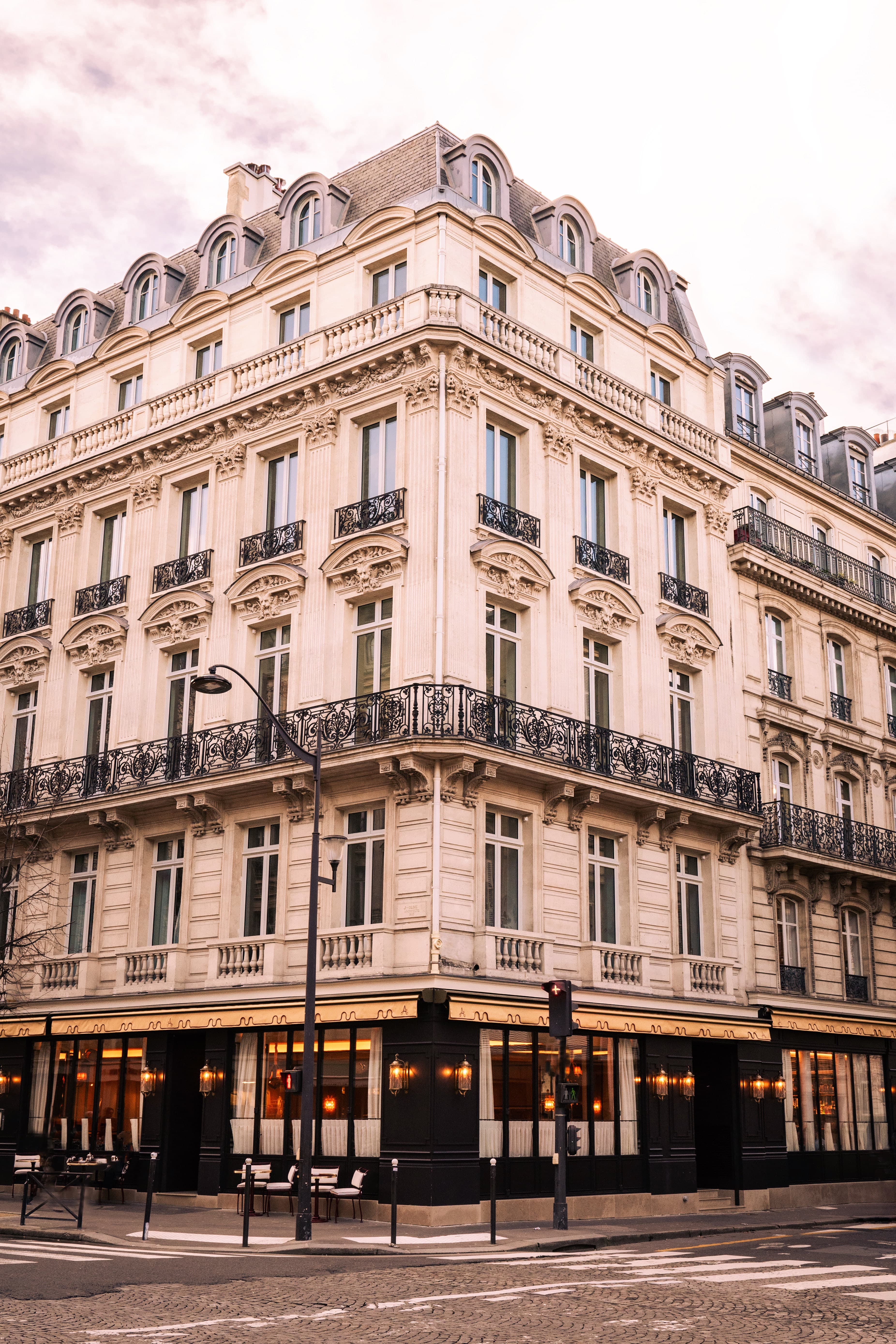 Restaurant L'Aventure, Paris — вид 4, проект Domino Agency