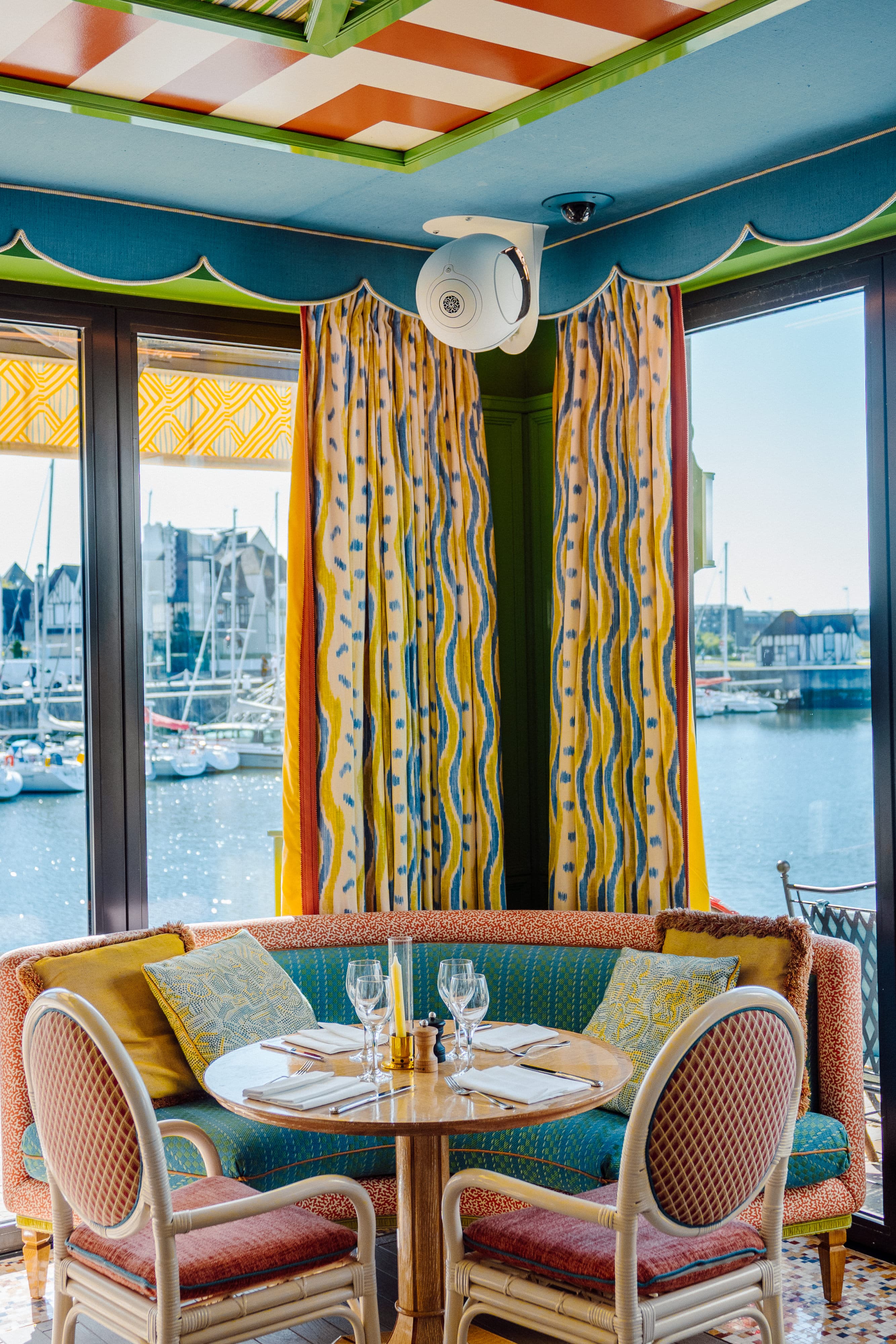 Restaurant La Plage, Paris — view 15 of the project coordinated by Domino Agency